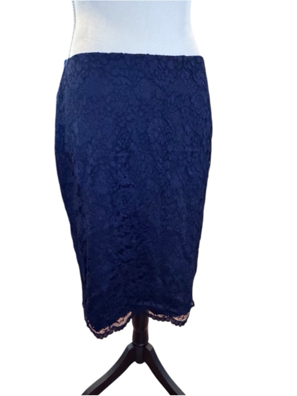 Women's Talbots Navy Lace Skirt Size 8